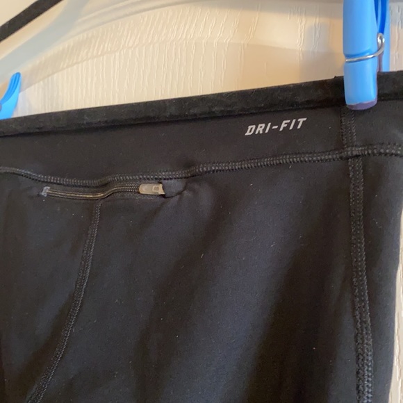 Nike Dri-Fit Running Women’s Capris - Size S - Picture 5 of 14